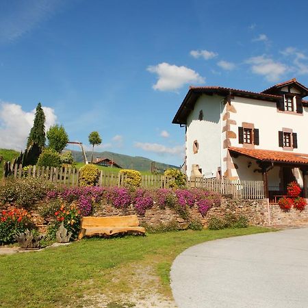 Casa Rural Gananea Zuaztoy de Azpilcueta Exterior photo